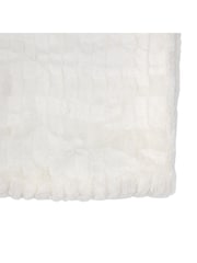 Gallery Home Cream Textured Rabbit Faux Fur Throw - Image 6 of 6