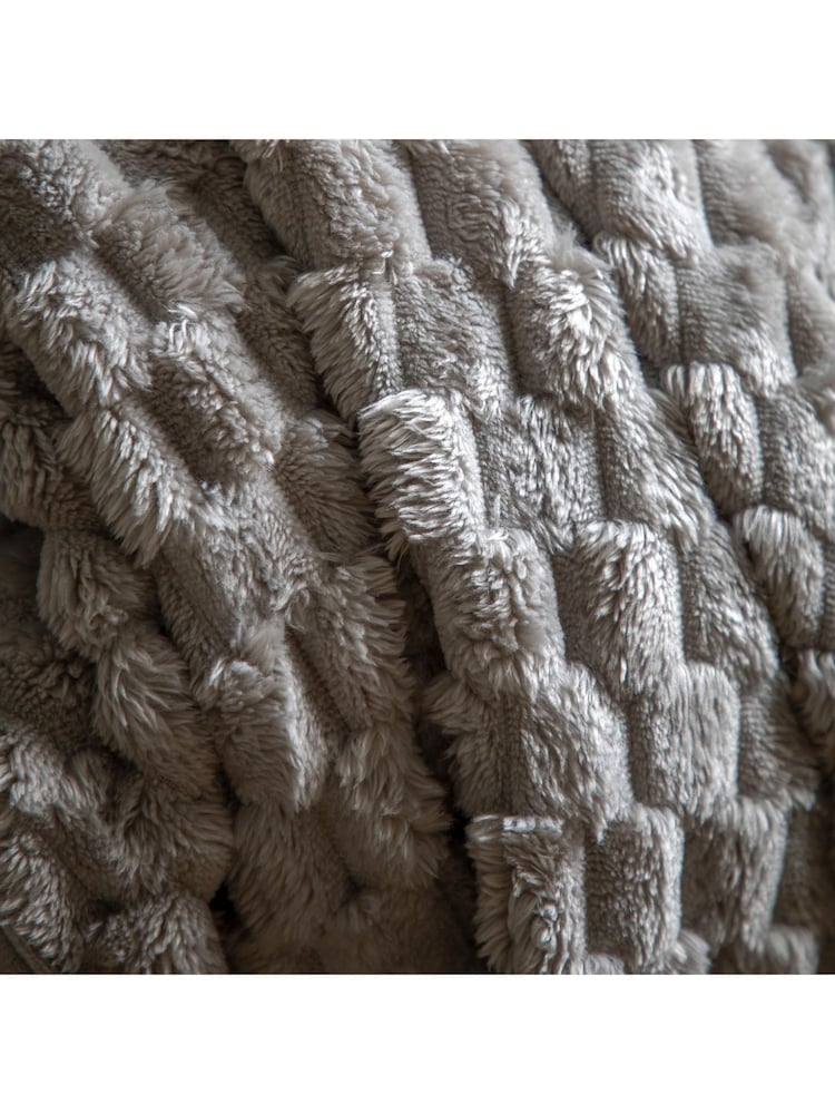 Gallery Home Grey Jacquard Velvet Knitted Throw - Image 2 of 4