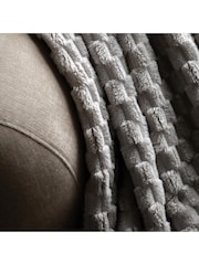 Gallery Home Grey Jacquard Velvet Knitted Throw - Image 3 of 4