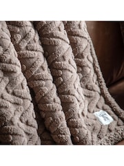 Gallery Home Black Herringbone Sherpa Throw - Image 2 of 5