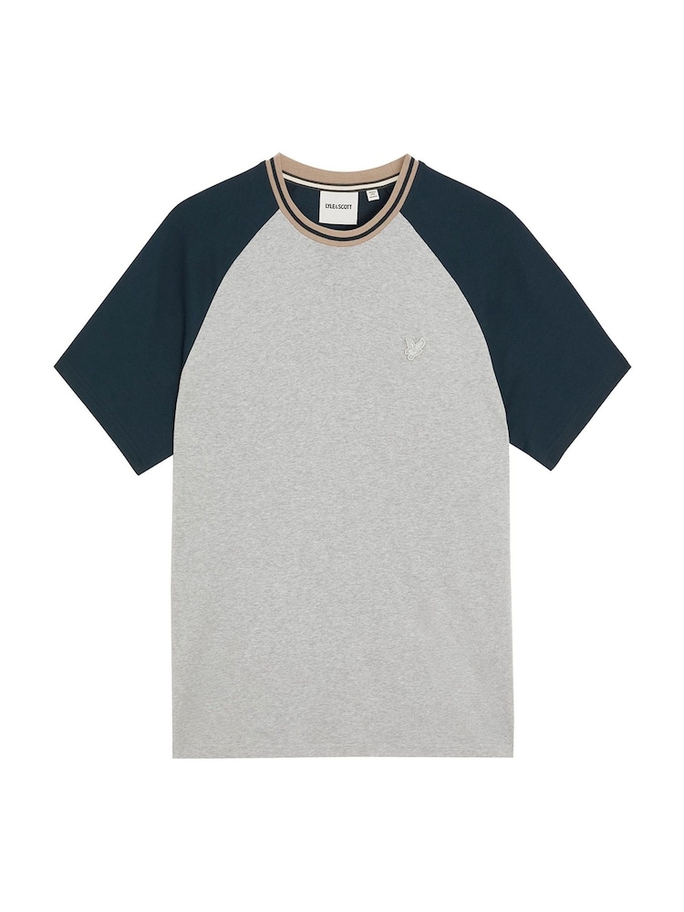Lyle & Scott Grey Interlock Contrast Raglan T-Shirt - Image 6 of 6