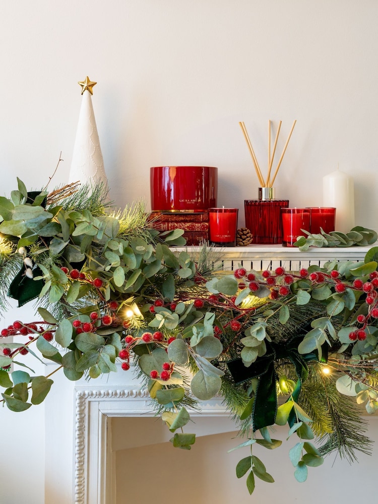 Laura Ashley Mulled Spice Scented Christmas Diffuser 180ml - Image 1 of 3