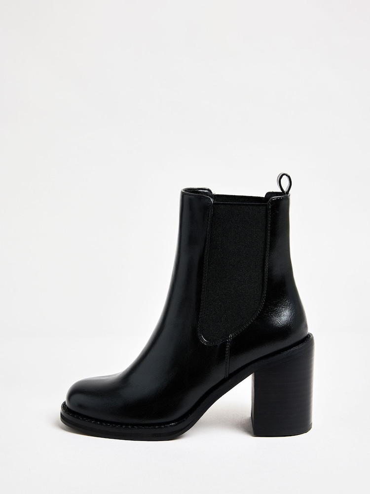 Lipsy Black Standard fit Faux Leather Block Heel Chelsea Boots - Image 5 of 5 Lipsy Black Standard fit Faux Leather Block Heel Chelsea Boots - Image 5 of 5
