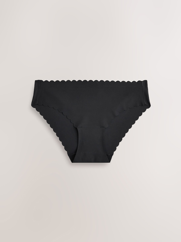 Black/White/Praline Nude Brazilian No VPL Scallop Knickers 7 Pack - Image 2 of 10 Black/White/Praline Nude Brazilian No VPL Scallop Knickers 7 Pack - Image 2 of 10