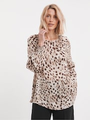 JD Williams Ruffle Sleeve Satin Blouse - Imagen 1 de 4