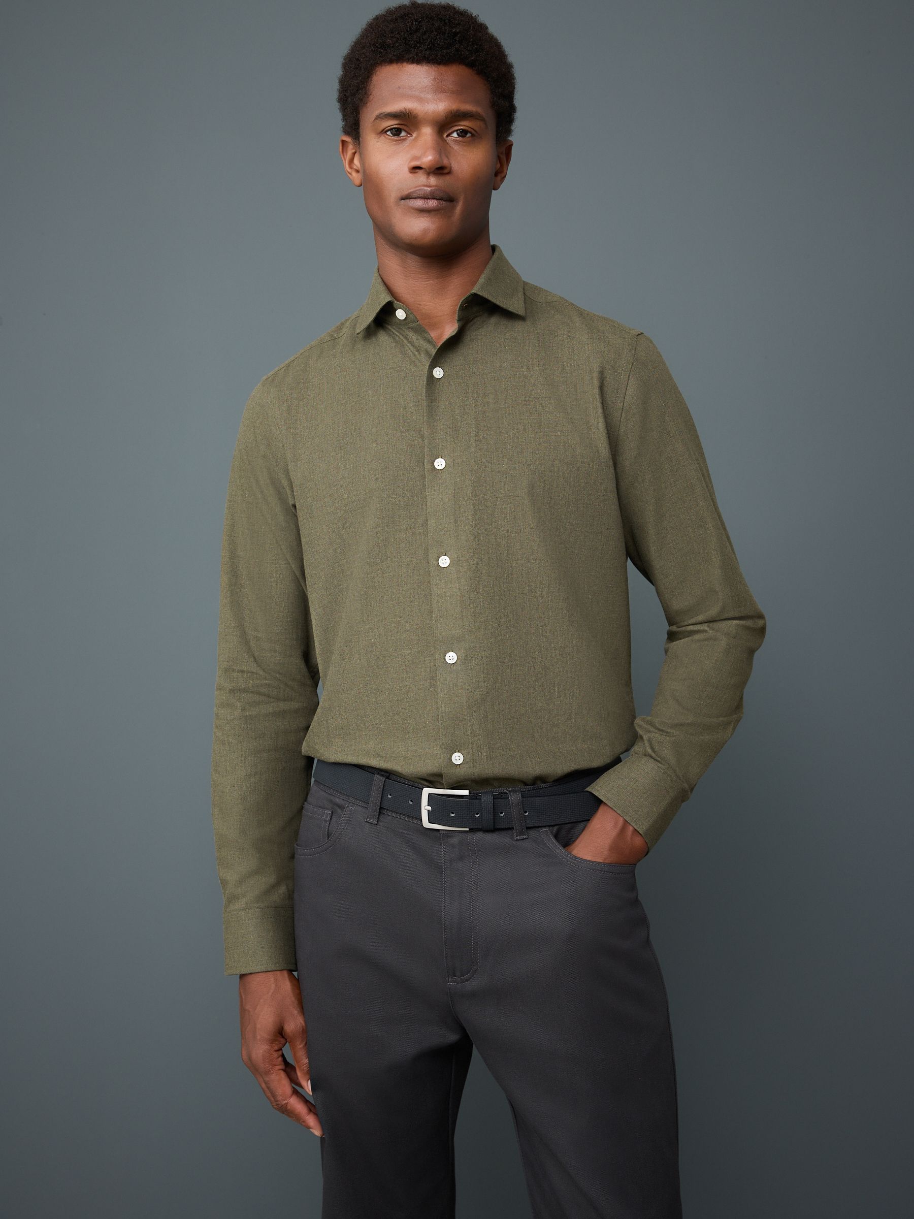 【SALE】シャツ　GLOBE  size M  オリーブ Buy Olive Green Long Sleeve Soft Touch Smart Shirt from Next USA