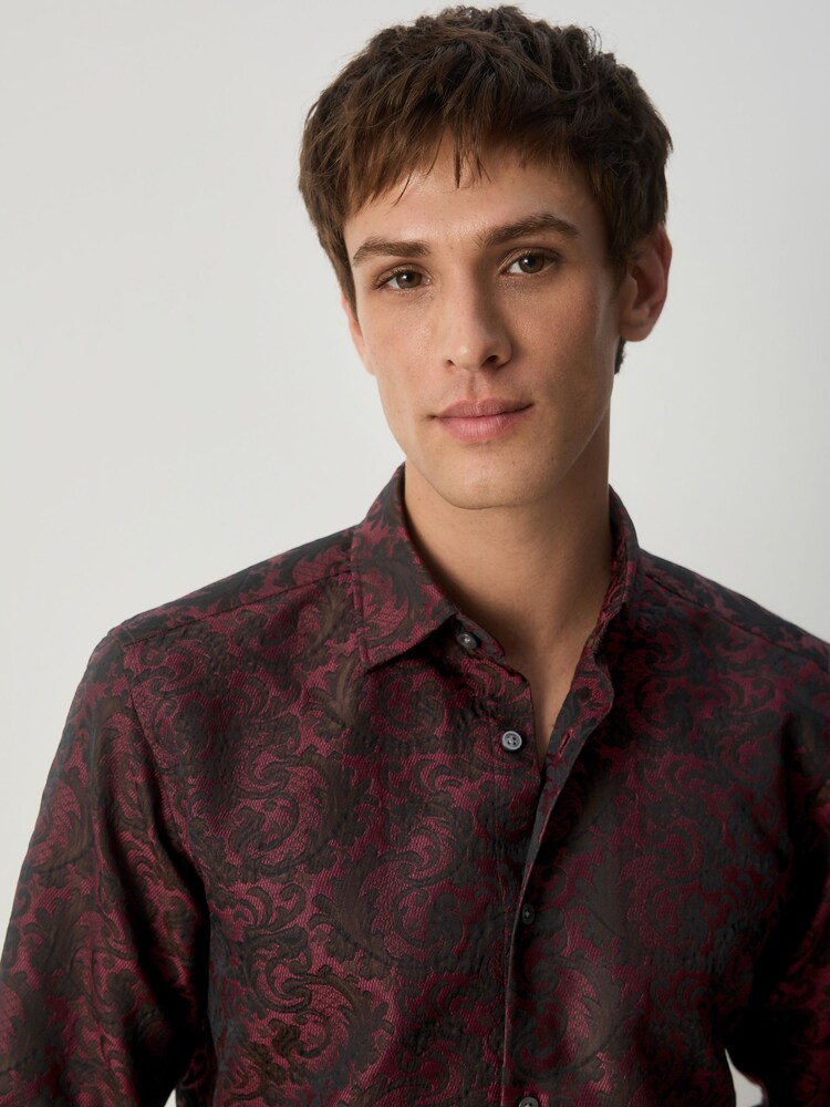 Red 100% Cotton Jaquard Long Sleeve Shirt - Image 7 of 7
