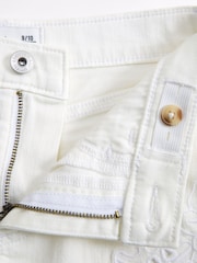 Abercrombie & Fitch Cream High Rise Relaxed Denim Shorts With Floral Print Cut Out Detail - Image 4 of 7