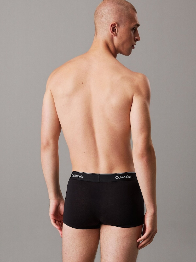 Calvin Klein Black/Mid Blue/Light Blue 3 Pack Low Rise Trunks - Icon Cotton Stretch - Image 4 of 5