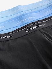 Preto/Azul médio/Azul claro - Calvin Klein 3 Pacote de shorts de cintura baixa - Ícone Cotton Stretch - Imagem 9 de 10