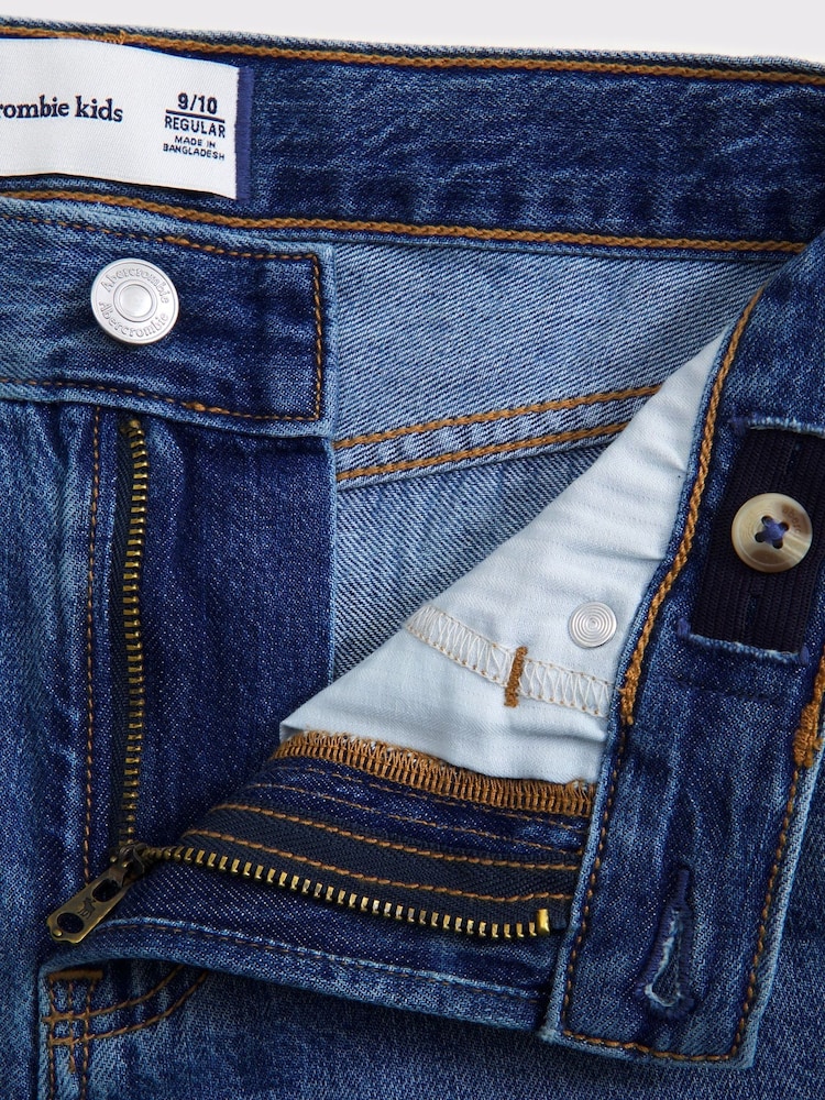 أزرق فاتح - Abercrombie & Fitch Blue Baggy Denim Shorts - صورة 2 من 3