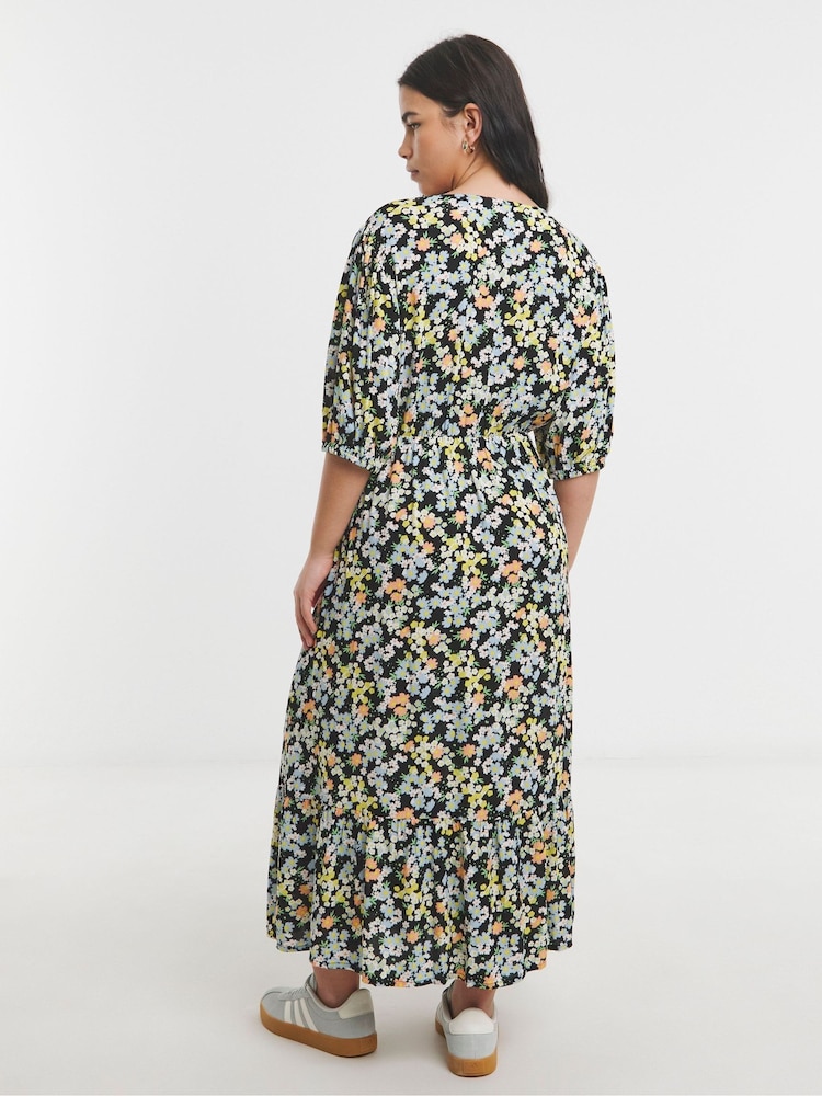Negru - Rochie midi petrecută cu încrețituri Simply Be Imprimeu căpșune - Image 3 of 4