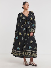 Simply Be Black Border Print Soft Volume Dress - Image 1 of 4
