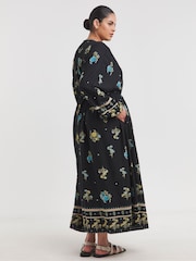 Simply Be Black Border Print Soft Volume Dress - Image 2 of 4