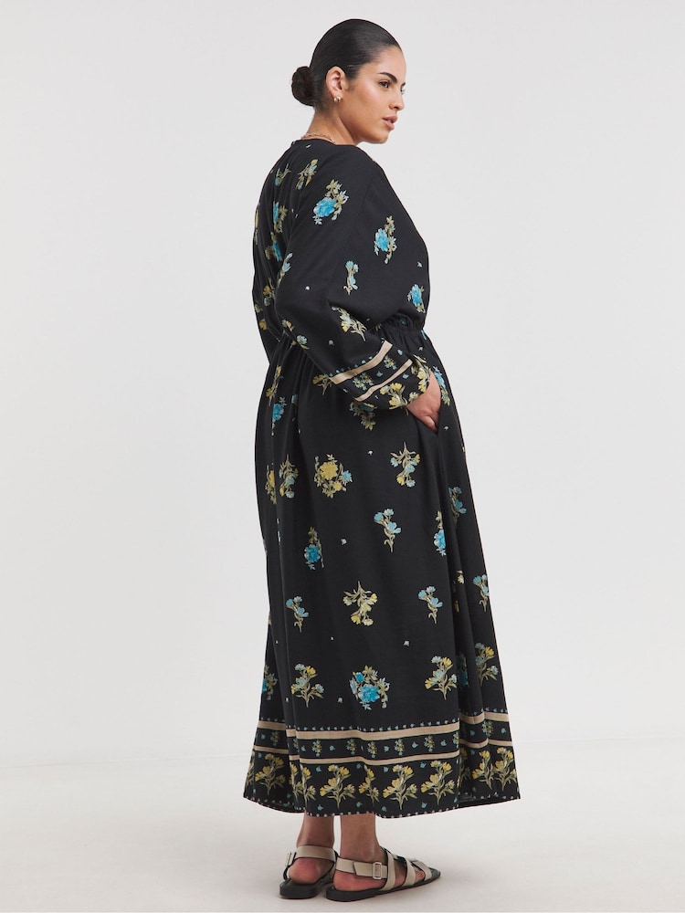 Simply Be Black Border Print Soft Volume Dress - Image 2 of 4 Simply Be Black Border Print Soft Volume Dress - Image 2 of 4