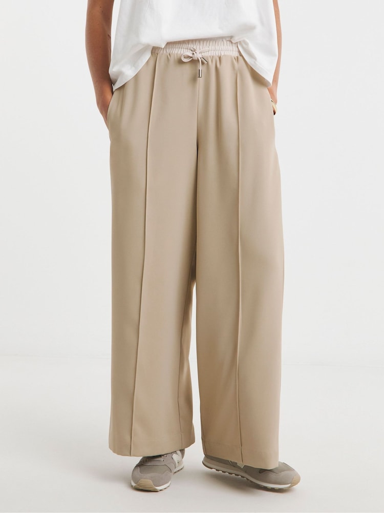 Simply Be Natural Contrast Waist Side Stripe Wide Leg Trousers - Image 4 of 4