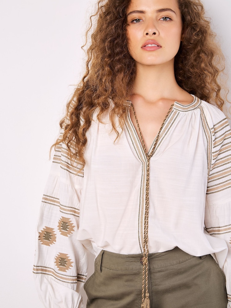 Apricot White Tassel Embroidered Blouse - Image 5 of 5