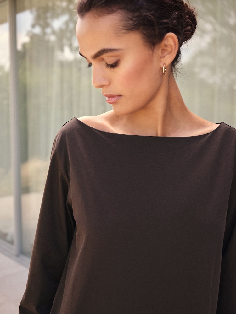 Chocolate Brown Long Sleeve N.Premium Crew Neck Supima T-Shirt - Image 4 of 4