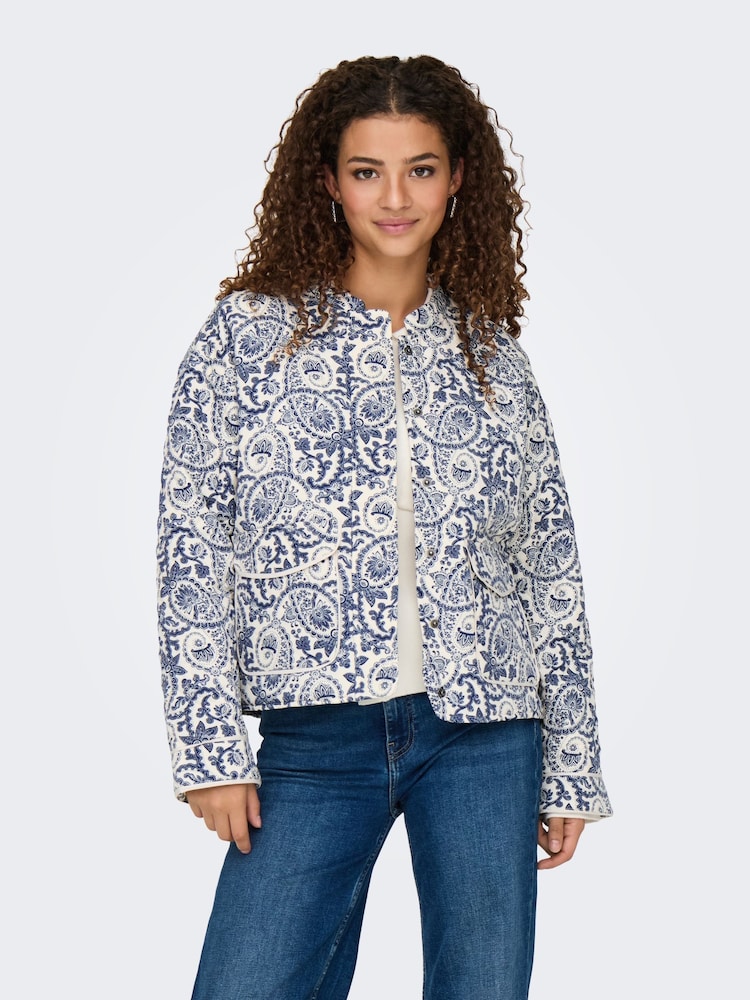 ONLY Tile Pattern Quilted Jacket - Imagen 2 de 8 ONLY Tile Pattern Quilted Jacket - Imagen 2 de 8