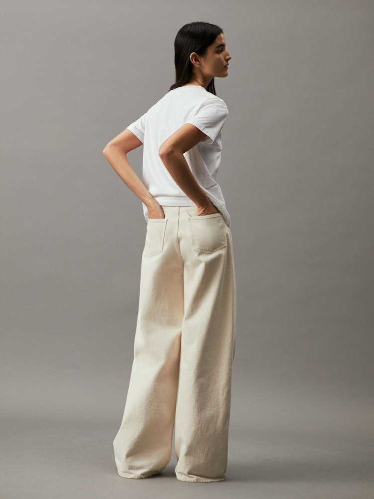Calvin Klein White Soft 100% Cotton T-Shirt - Image 2 of 4