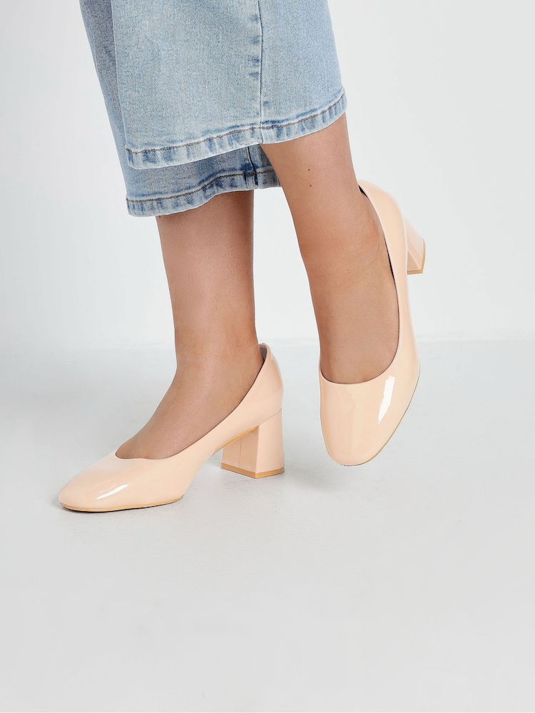 Yours Curve Nude Extra Wide Fit Round Toe Mid Block Courts - Image 2 of 5