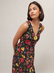 PixieGirl Petite Black Floral Ruched Waist Tiered Maxi Dress - Image 4 of 5