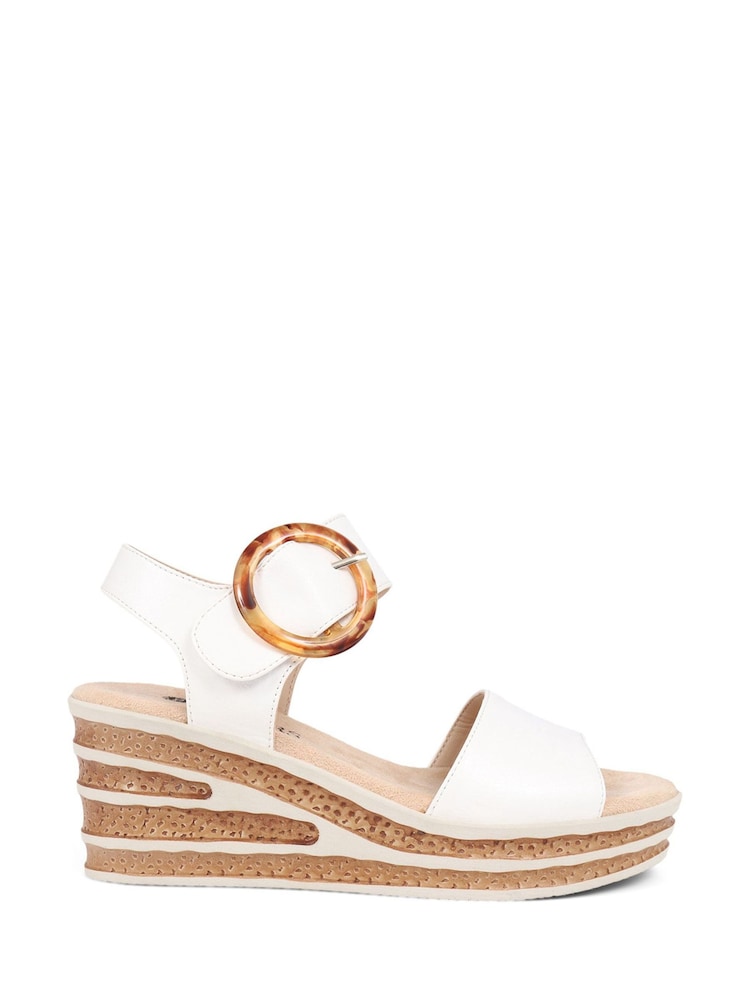 Blanco - Sandalias de cuña con cierre de velcro de Pavers - Imagen 1 de 5 Blanco - Sandalias de cuña con cierre de velcro de Pavers - Imagen 1 de 5