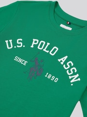 Зеленый - US Polo Assn. Футболка из 100% хлопка для мальчиков с принтом арочного принта - Изображение 3 из 3