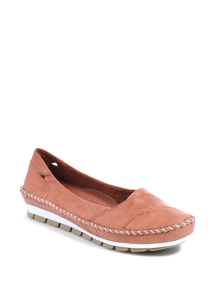 Pavers Natural Pavers Leather Slip On White Shoes - Image 3 of 5