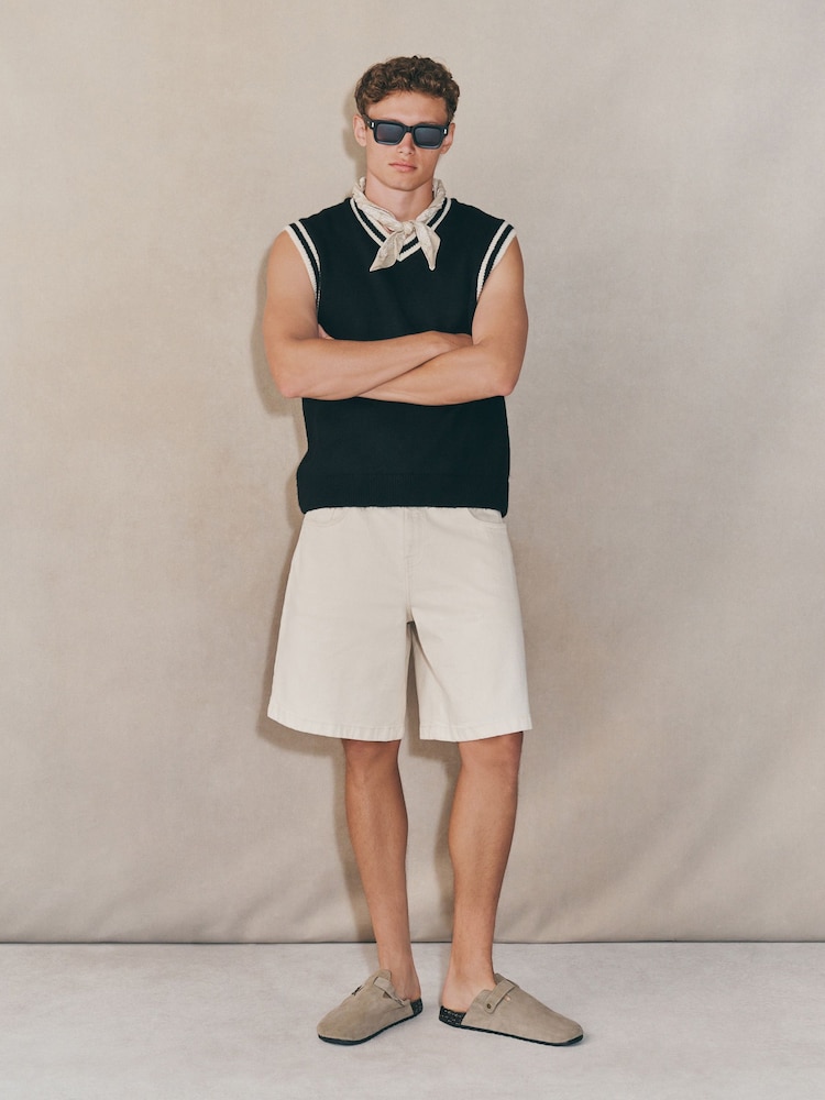 Black Regular Fit EDIT Tipped Knitted V-Neck Tank - Image 8 of 8