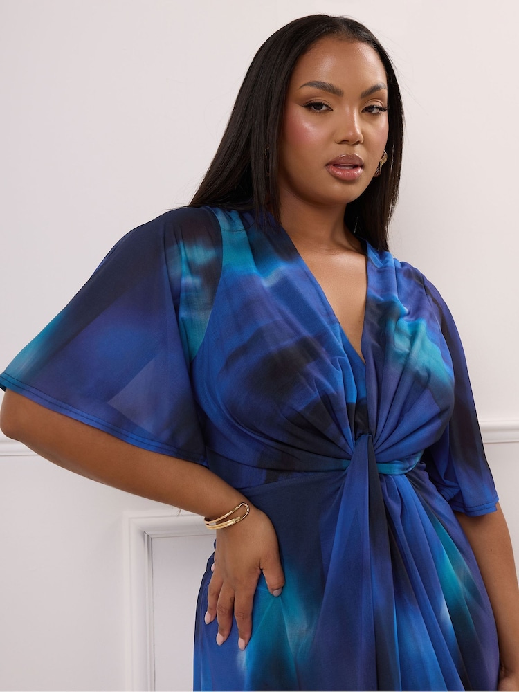 Yours Curve Blue London Knot Front Angel Sleeve Dress - Image 4 of 4
