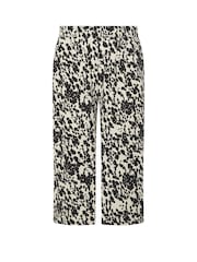 Yours Curve Black Jersey Midaxi Culotte Trousers - Image 6 of 6