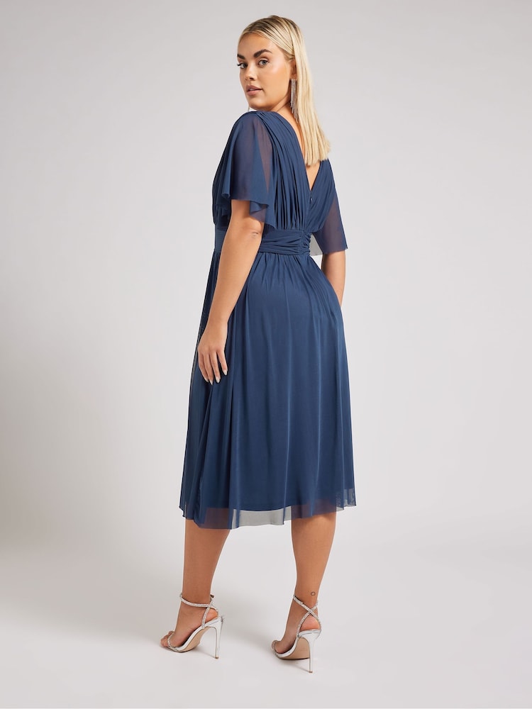 Yours Curve Blue London Pleated Gathered V-Neck Dress - Image 3 of 5