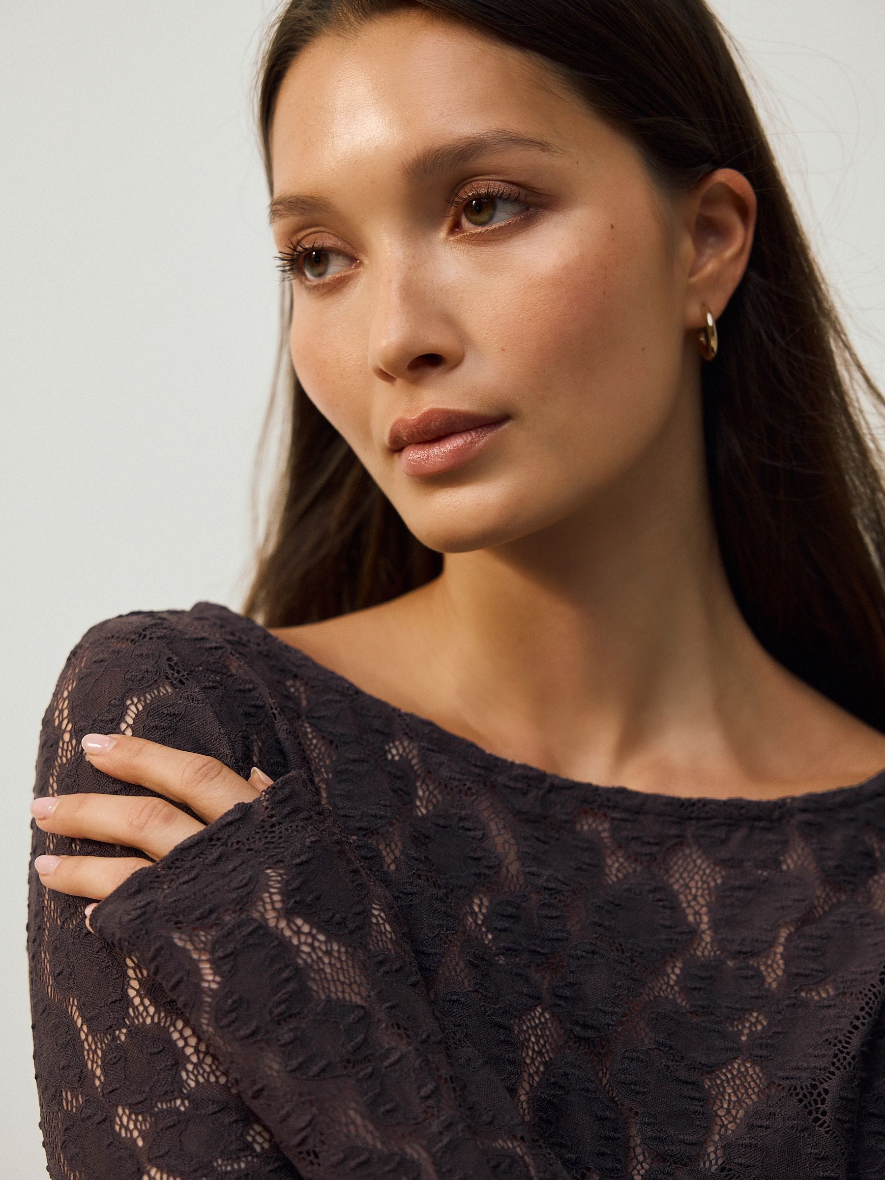 トップス meltthelady neck ribbon tops Neck Ribbon Detail Long Sleeve Cropped Top CD21 - Korean Women's