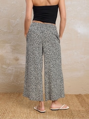PixieGirl Petite Black Wide Leg Cropped 100% Cotton Trousers - Image 3 of 5