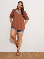 Marrón - Yours Curve 100% Cotton Puff Sleeve Embroidery T-Shirt - Imagen 3 de 5
