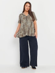 Yours Curve Natural Short Sleeve Upspec Swing Top - Image 3 of 5