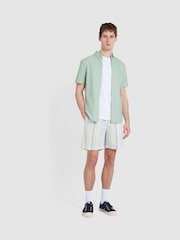 Farah Green Brewer Short Sleeve 100% Cotton Shirt in Grove - Image 2 of 5