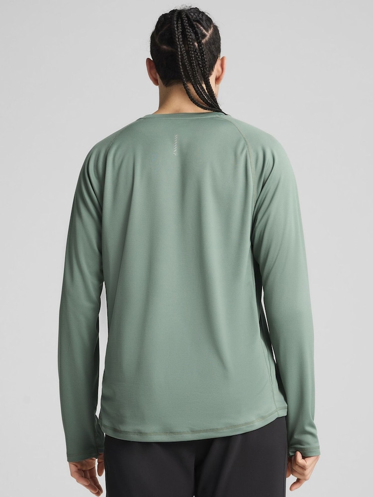 ירוק - Puma חולצת ריצה עם שרוולים ארוכים, דגם Velocity, לגברים - תמונה 2 מתוך 6 ירוק - Puma חולצת ריצה עם שרוולים ארוכים, דגם Velocity, לגברים - תמונה 2 מתוך 6