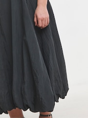 Simply Be Black Bubble Hem Midaxi Skirt - Image 3 of 4