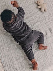 Preto/Branco - Baby Velour Jacket, Top and Joggers Set (0mths-2yrs) - Imagem 3 de 14