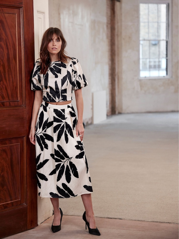 Mint Velvet Cream Palm Print Midi Skirt - Image 2 of 8