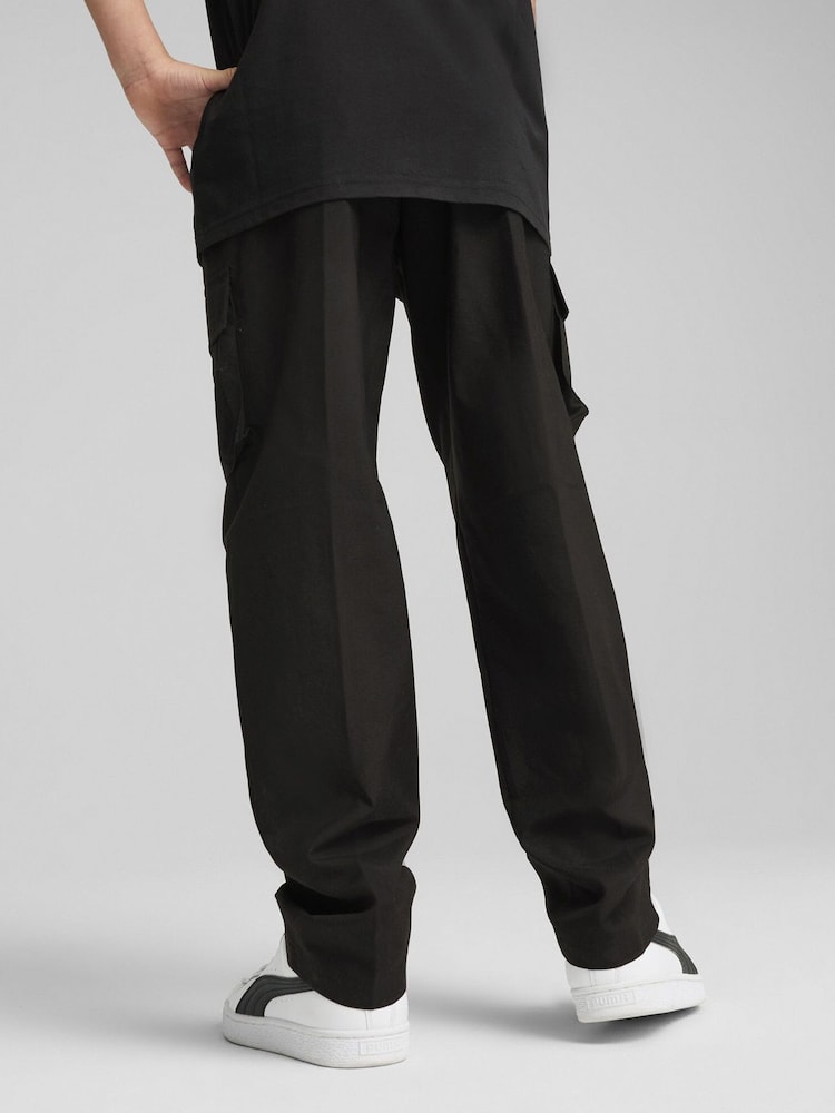 Черный - Puma Boys ESS No. 1 Logo Woven Cargo Pants - Изображение 2 из 3