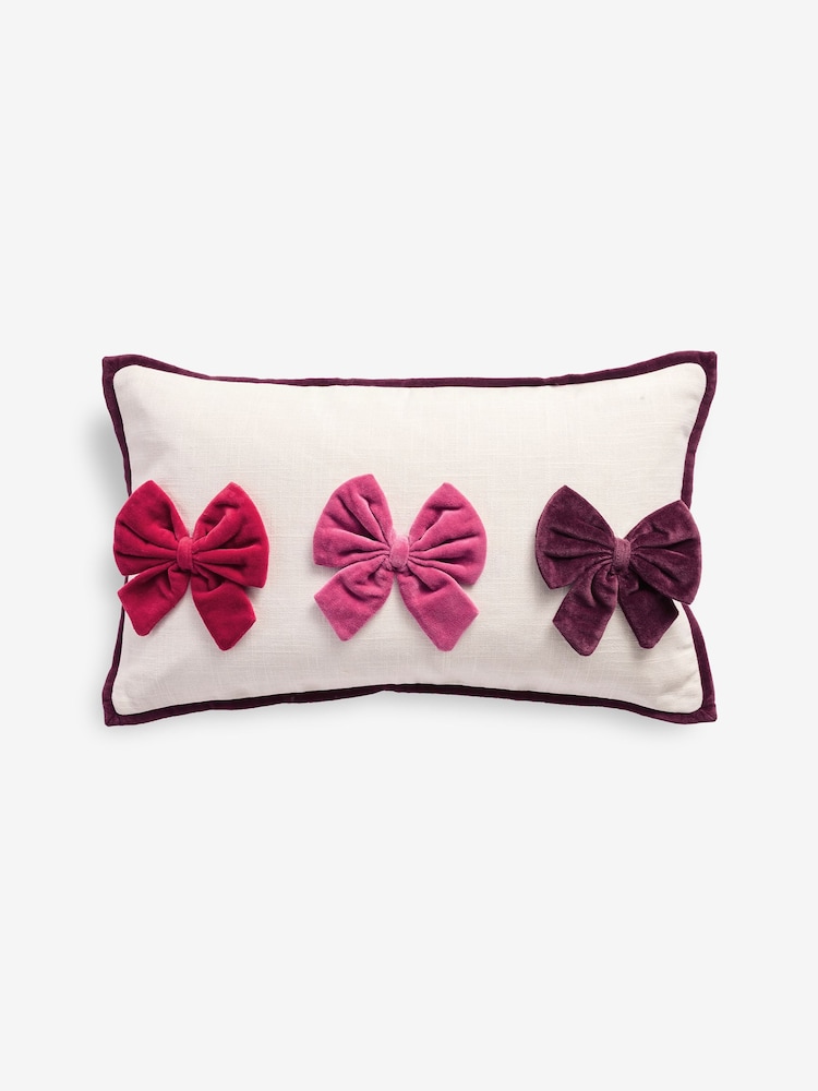 50 x 30cm Chrismas Trio Of Velvet Bows Cushion - Imagen 1 de 3