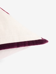 50 x 30cm Chrismas Trio Of Velvet Bows Cushion - Imagen 3 de 3