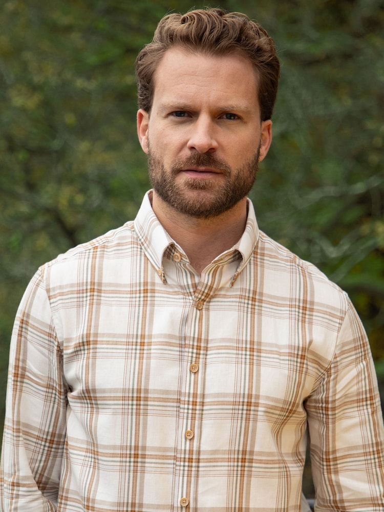 Lakeland Clothing Windermere 100% Cotton Shirt - Image 6 of 6