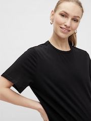 Mamalicious Short Sleeve Jersey T-Shirt And Shorts Set - Image 4 of 5