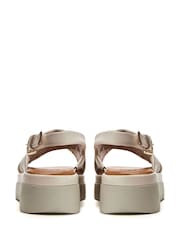 Moda in Pelle Nettina Cross Strap Soft White Sandals - Imagen 3 de 4