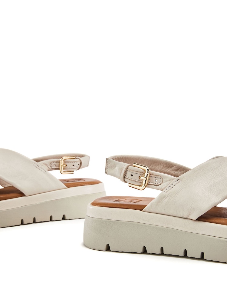 Moda in Pelle Nettina Cross Strap Soft White Sandals - Imagen 4 de 4