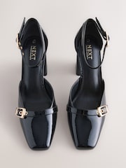 أسود - Forever Comfort® Buckle Closed Toe Block Heels - صورة 2 من 5